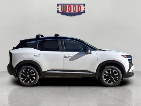 New 2026 Nissan Kicks SV w/ SV Premium Package image 2