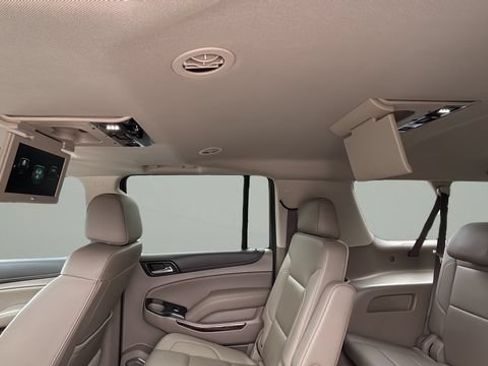 Used 2017 GMC Yukon XL SLT w/ Premium Edition RWD image 38