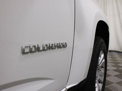 Used 2020 Chevrolet Colorado LT w/ LT Convenience Package AWD/4WD image 26