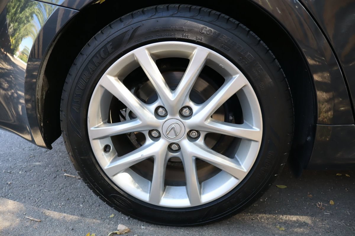 Used 2011 Lexus IS 250 w/ Premium Pkg Value Edition RWD image 42