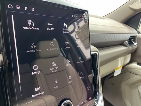 New 2026 GMC Yukon XL Denali w/ Sun & Power Step Package image 18