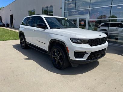 Used 2024 Jeep Grand Cherokee Limited w/ Luxury Tech Group II