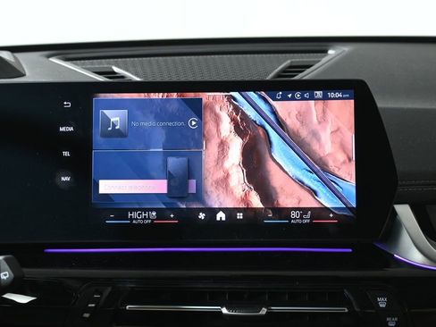 Used 2025 BMW X1 xDrive28i w/ Technology Package image 21