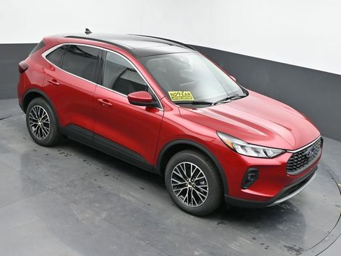 New 2026 Ford Escape SE image 38