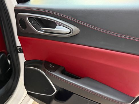 Used 2020 Alfa Romeo Giulia Ti Sport image 43