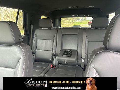 Used 2025 Chevrolet Tahoe Z71 AWD/4WD image 17