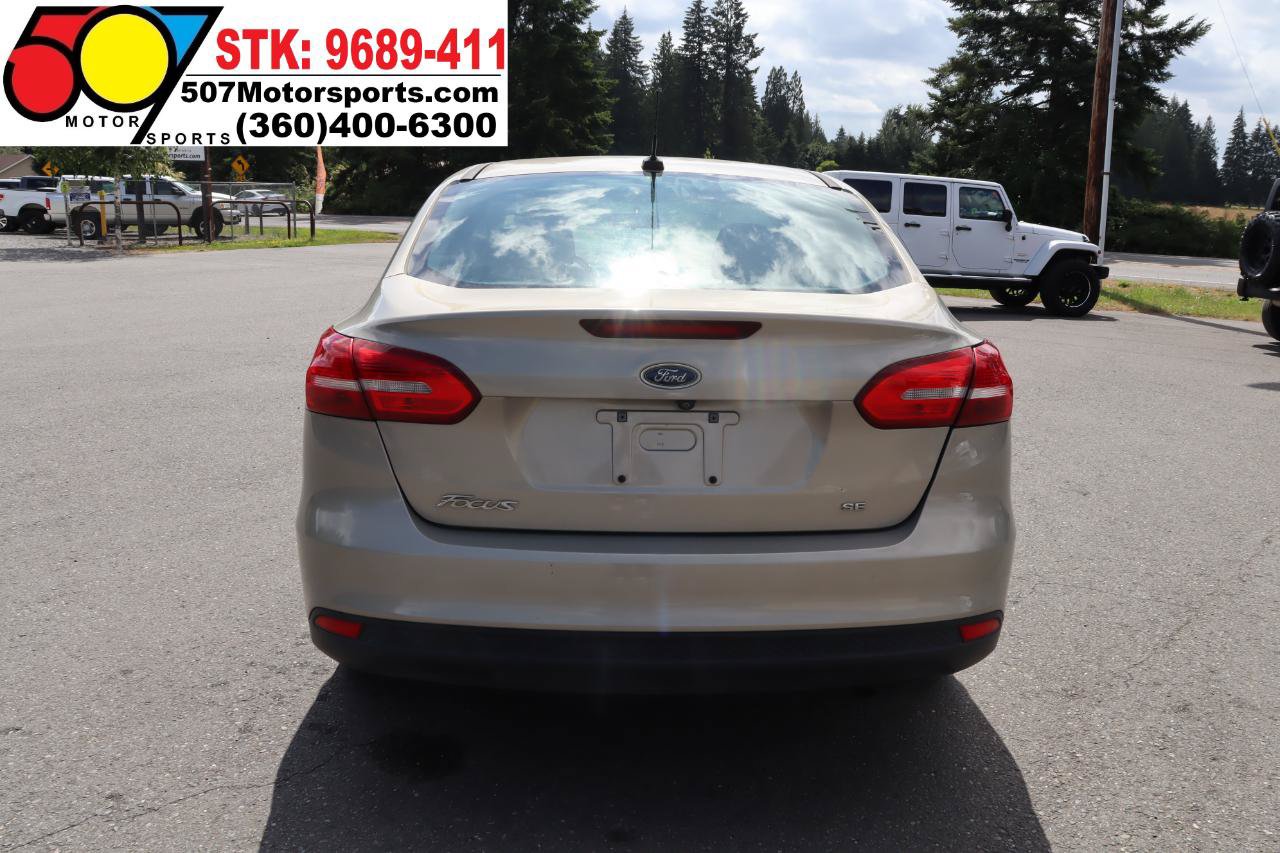 Used 2016 Ford Focus SE FWD image 17