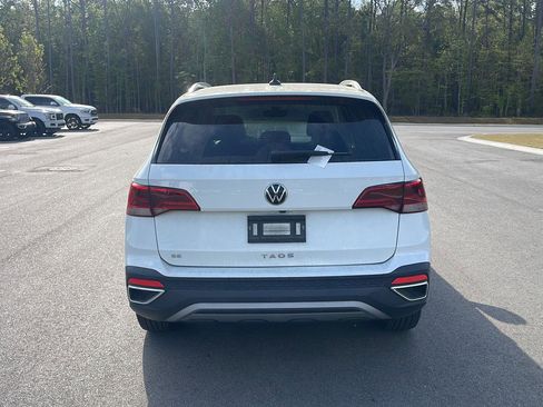 Used 2023 Volkswagen Taos SE image 7