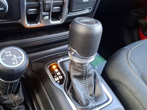 New 2026 Jeep Gladiator Sport image 10