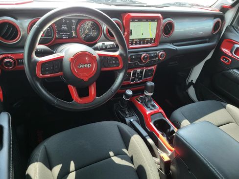 Used 2020 Jeep Wrangler Unlimited Sahara AWD/4WD image 20