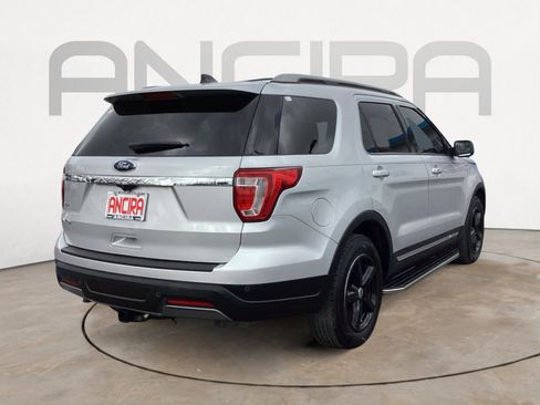 Used 2019 Ford Explorer XLT image 14