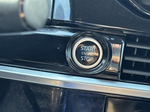 Certified 2023 Nissan Pathfinder SV image 26