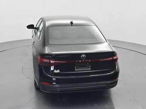 Used 2025 Volkswagen Jetta Sport FWD image 33