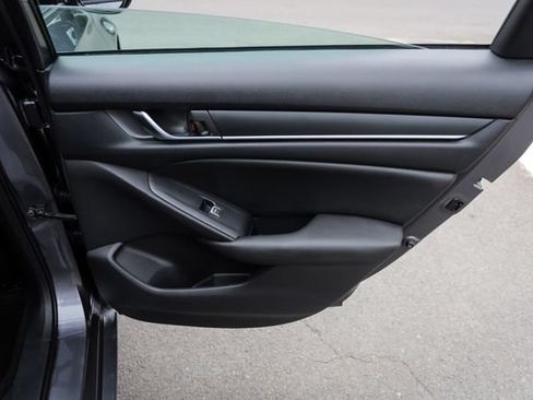 Used 2019 Honda Accord LX image 61