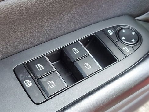 New 2025 MAZDA CX-50 AWD 2.5 Hybrid w/ Premium Pkg image 23