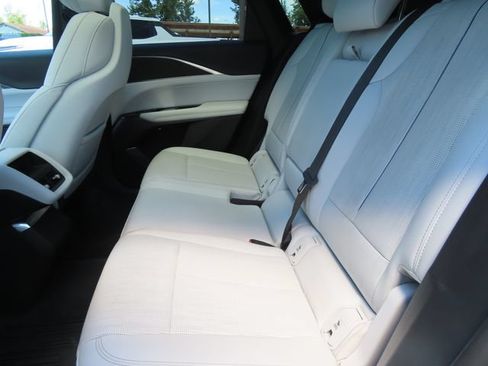 Certified 2024 Cadillac Lyriq Luxury RWD image 34