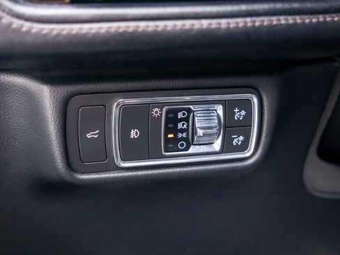 Used 2020 Lincoln Aviator Reserve w/ Equipment Group 202A AWD/4WD image 19