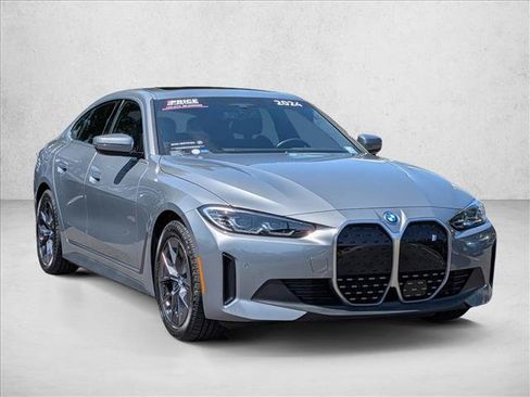 Used 2024 BMW i4 eDrive35 w/ Premium Package RWD image 3
