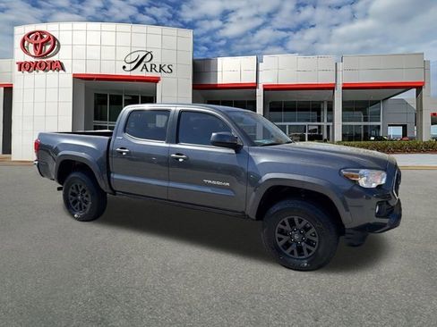 Certified 2021 Toyota Tacoma SR5 image 1