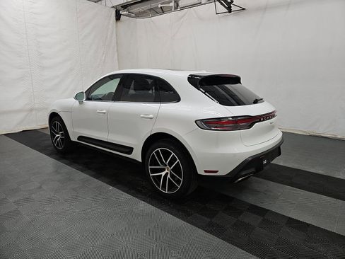 Used 2023 Porsche Macan AWD/4WD image 8