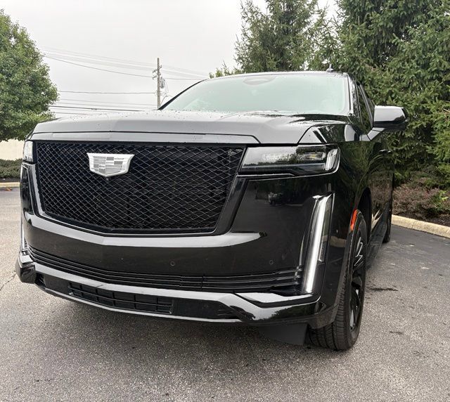 Certified 2024 Cadillac Escalade ESV Sport w/ LPO, ONYX Package AWD/4WD image 1