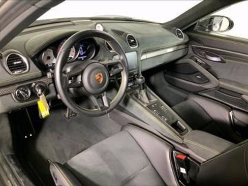 Certified 2024 Porsche 718 Cayman GT4 RS RWD image 4
