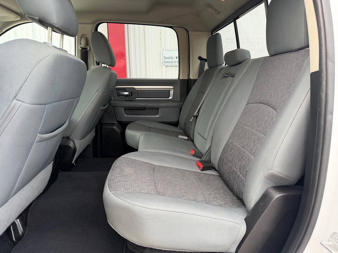 Used 2015 RAM 1500 Lone Star RWD image 26