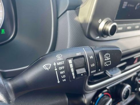 Used 2022 Hyundai Kona SE AWD/4WD image 24