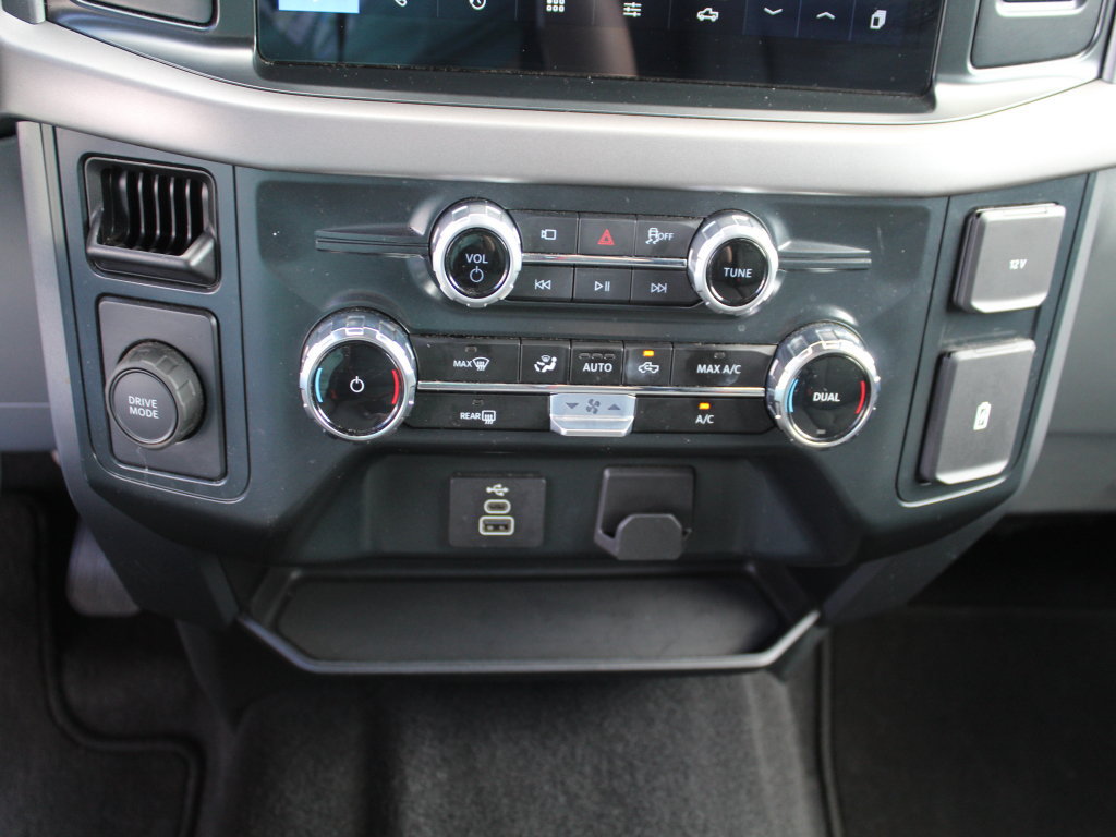 Used 2025 Ford F150 XLT w/ Equipment Group 301A Standard RWD image 17