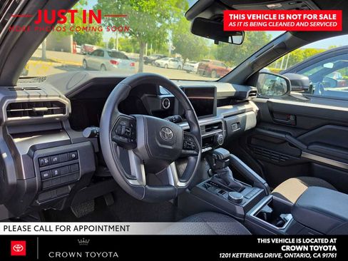 Used 2026 Toyota 4Runner SR5 RWD image 10