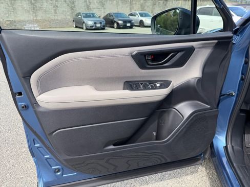 Certified 2025 Subaru Forester Premium w/ Convenience Package #2 image 19