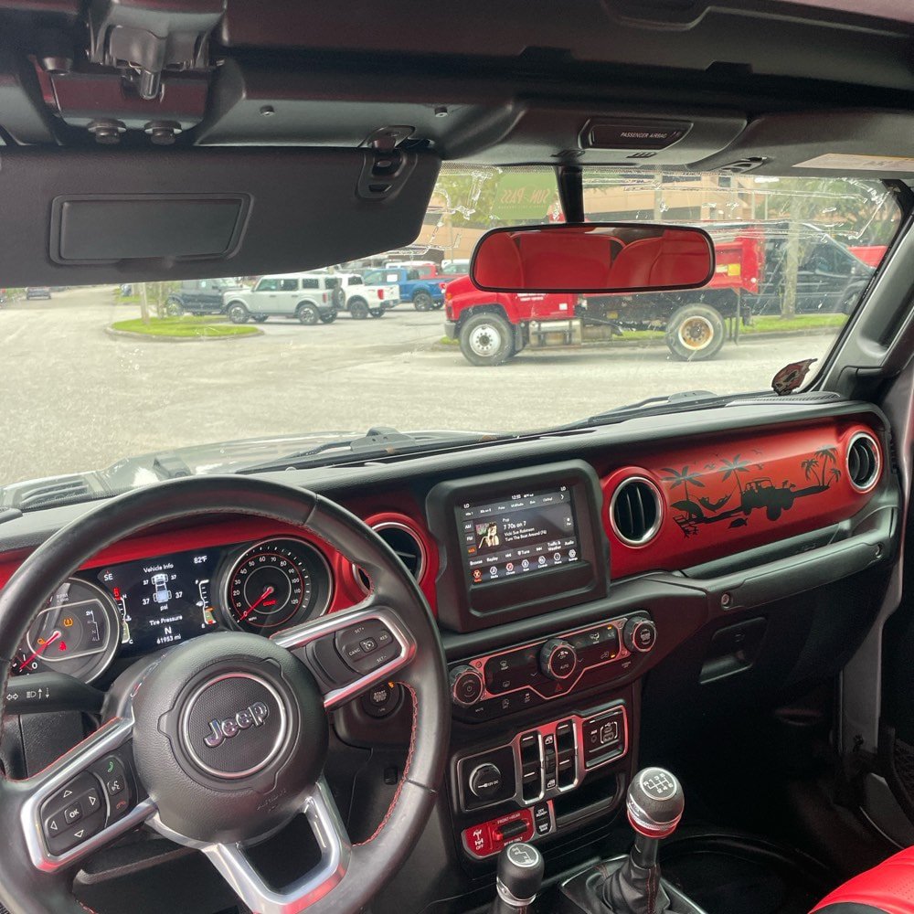 Used 2021 Jeep Gladiator Rubicon AWD/4WD image 7