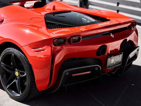 Used 2025 Ferrari SF90 Spider AWD/4WD image 12