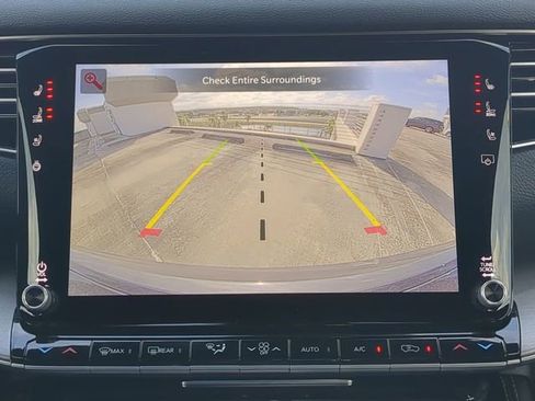 New 2026 Jeep Grand Wagoneer Limited w/ HD Trailer Tow Package AWD/4WD image 26