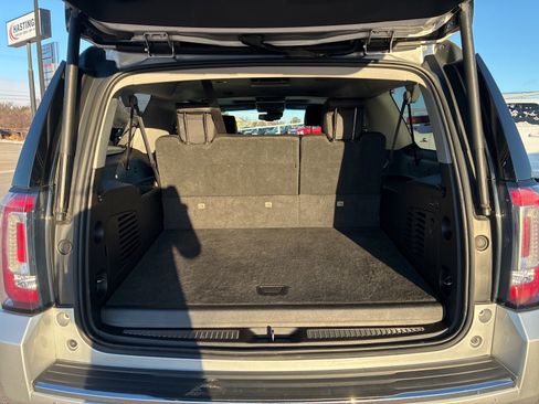 Used 2018 GMC Yukon XL Denali w/ Denali Ultimate Package image 5