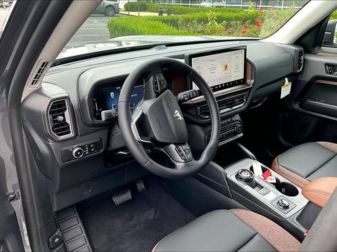 New 2026 Ford Bronco Sport Outer Banks AWD/4WD image 6