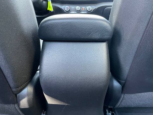 Used 2021 Kia Forte LXS FWD image 27