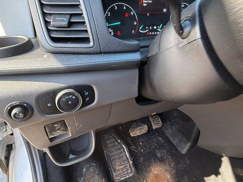 Used 2024 Ford Transit 350 XLT image 22