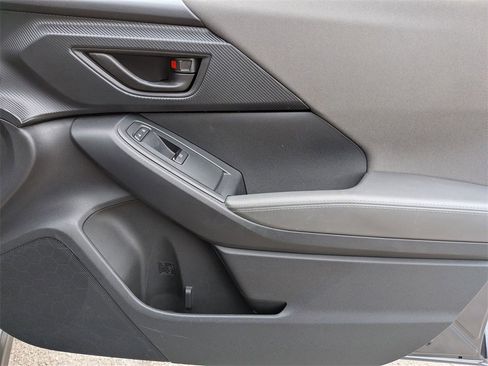 Used 2024 Subaru Crosstrek 2.0i Premium image 33