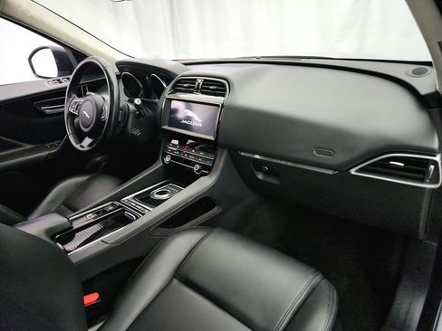 Used 2020 Jaguar F-PACE Premium AWD/4WD image 28