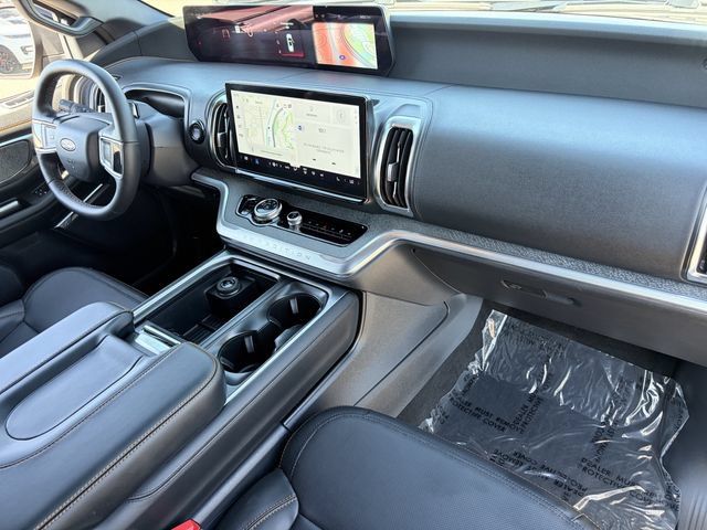 Used 2026 Ford Expedition Tremor AWD/4WD image 19
