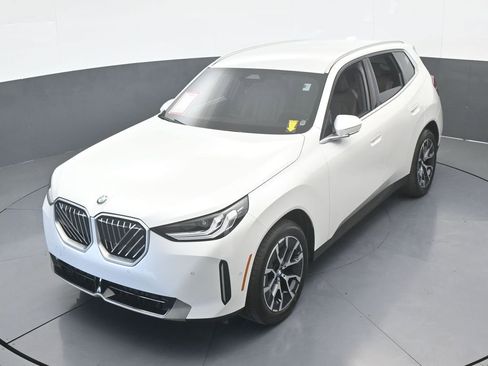 Used 2025 BMW X3 xDrive30i w/ M Sport Package image 51