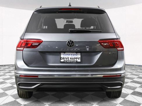 Used 2022 Volkswagen Tiguan S image 16