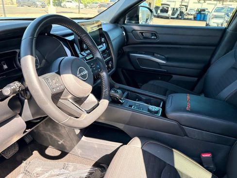 Certified 2025 Nissan Pathfinder Rock Creek AWD/4WD image 16