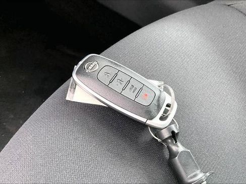 Certified 2024 Nissan Sentra S FWD image 14
