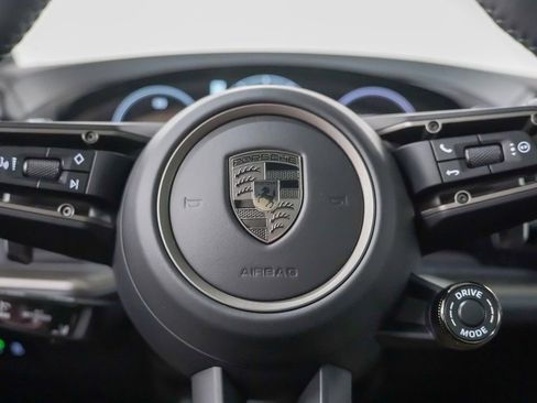 New 2026 Porsche Cayenne Turbo image 27