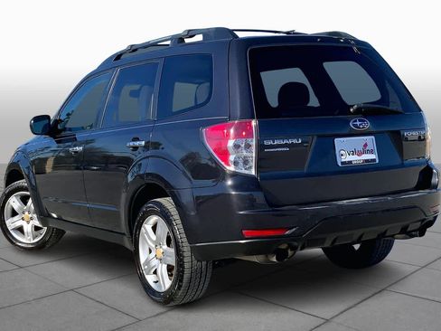 Used 2010 Subaru Forester 2.5X Premium image 11