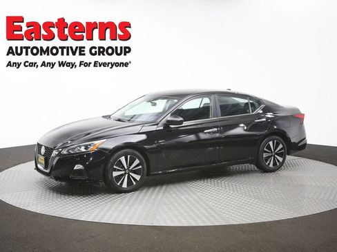 Used 2022 Nissan Altima 2.5 SV FWD image 57