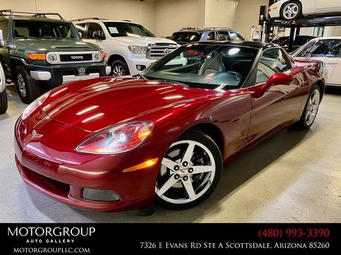 Used 2007 Chevrolet Corvette Coupe w/ Preferred Equipment Group RWD image 1