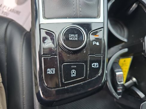 Used 2024 Kia Sportage EX FWD image 27
